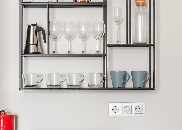 Apartment Luxury Design 2br Cozy For 5 *