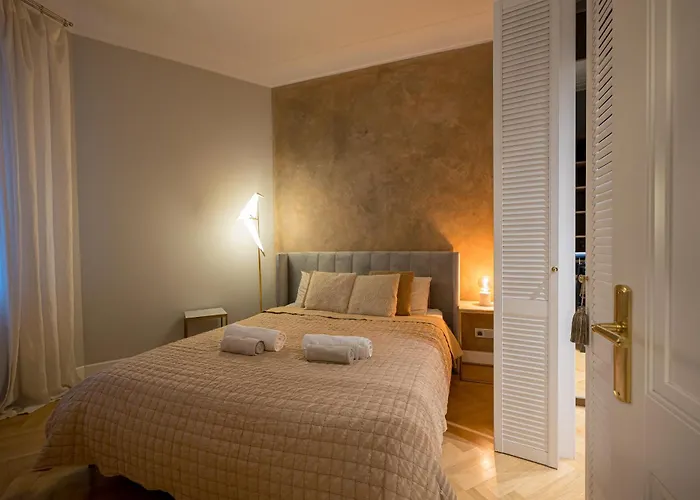 Luxury Design 2br Cozy For 5 Riga