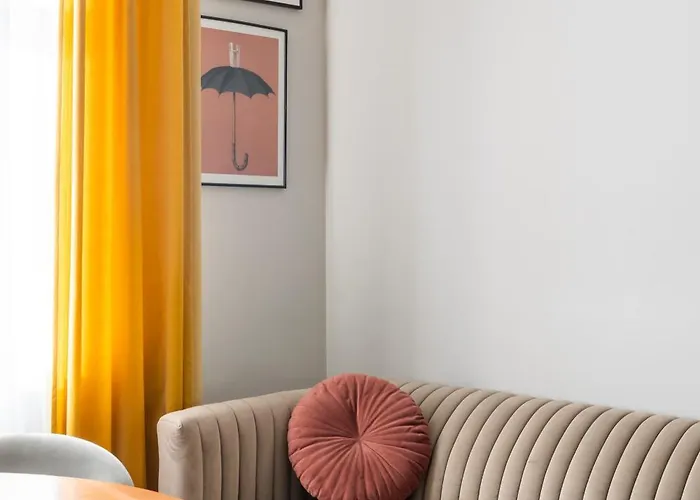 Luxury Design 2br Cozy For 5 Riga