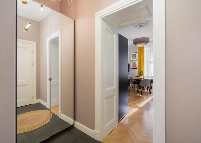 Luxury Design 2br Cozy For 5 Dzīvoklis *